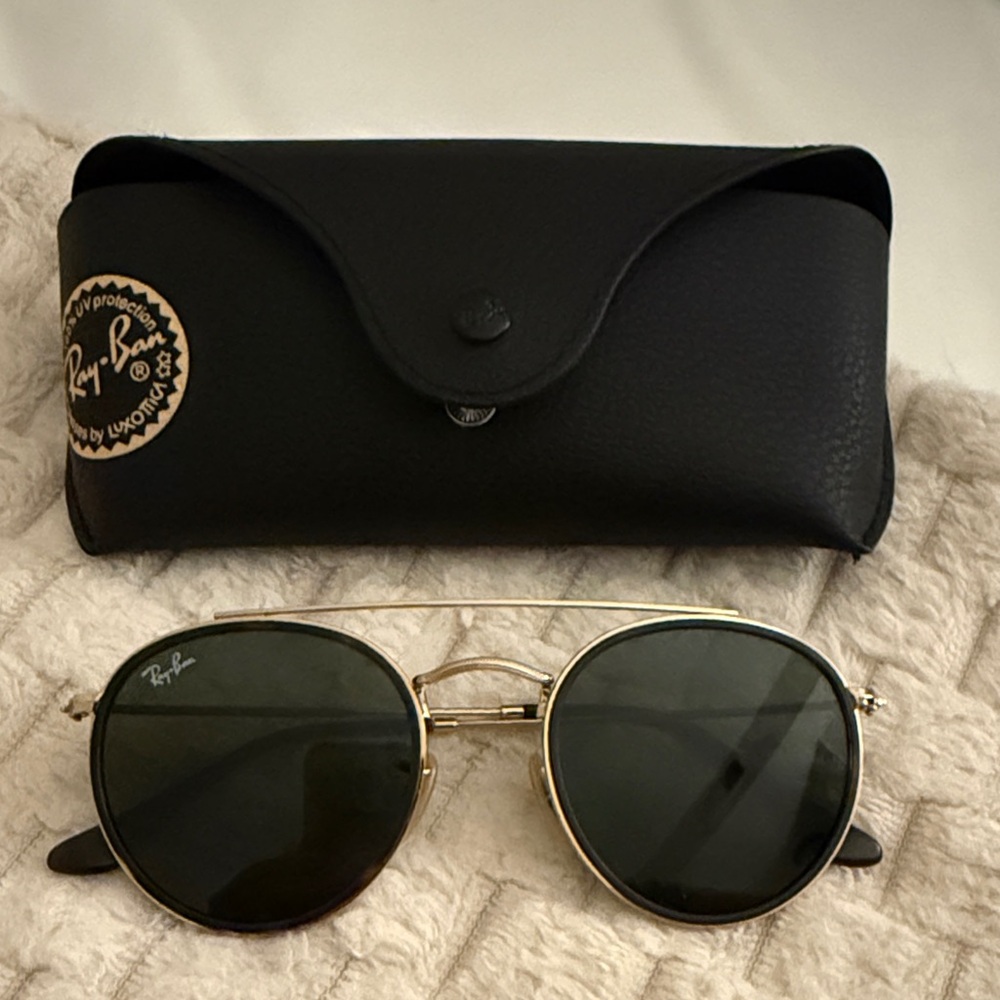 Ray-Ban Classic Gold Frame Sunglasses